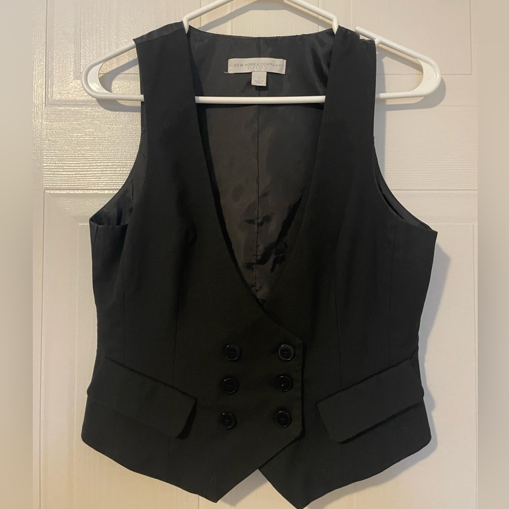 🍒New York & Company Vest🍒